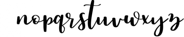Auttie Calligraphy Font with Heart Swashes Font LOWERCASE