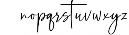 bluster - script handwritten font Font LOWERCASE