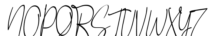 Little Queen Signature Font UPPERCASE