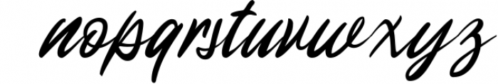 Mantaray - Brush Script Font LOWERCASE