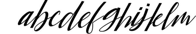 Mikailla - Beautiful Script Font 1 Font LOWERCASE