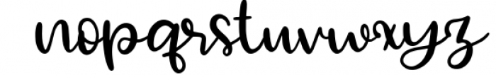Royally - A Hand Lettered Font Script with Heart Swashes 1 Font LOWERCASE