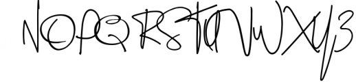 Saint Justin signature 1 Font UPPERCASE