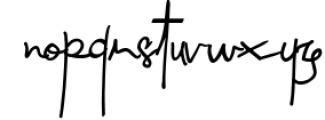Saint Justin signature 1 Font LOWERCASE