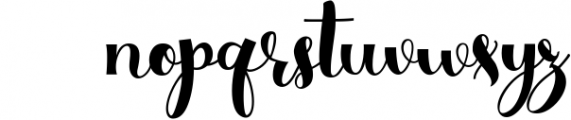 Simply Styled, a flourished ornamental script font Font LOWERCASE