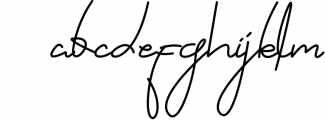 Viyanillya Signature Font Font LOWERCASE