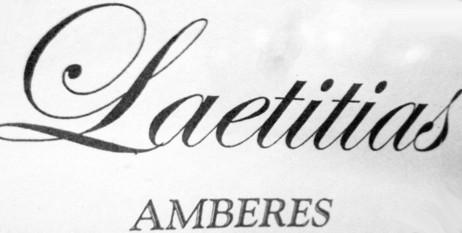 que fuente es? Font sample to identify the typeface on WhatFontIs