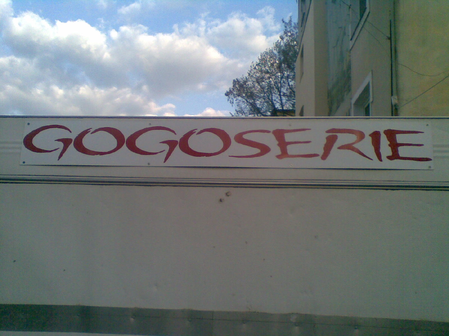 What font is? Font sample to identify the typeface on WhatFontIs