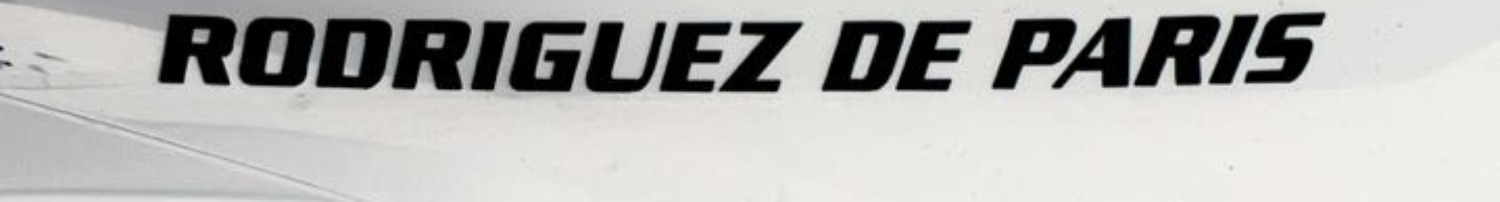 HELP ! Font sample to identify the typeface on WhatFontIs