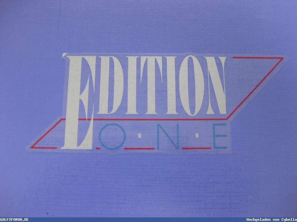 What font is this? Font sample to identify the typeface on WhatFontIs