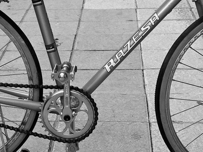 The name of this font please! Font sample to identify the typeface on WhatFontIs