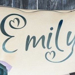 heart font Font sample to identify the typeface on WhatFontIs