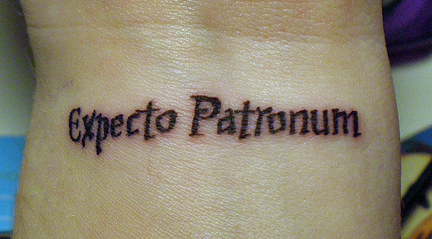 Help Please.  Font sample to identify the typeface on WhatFontIs