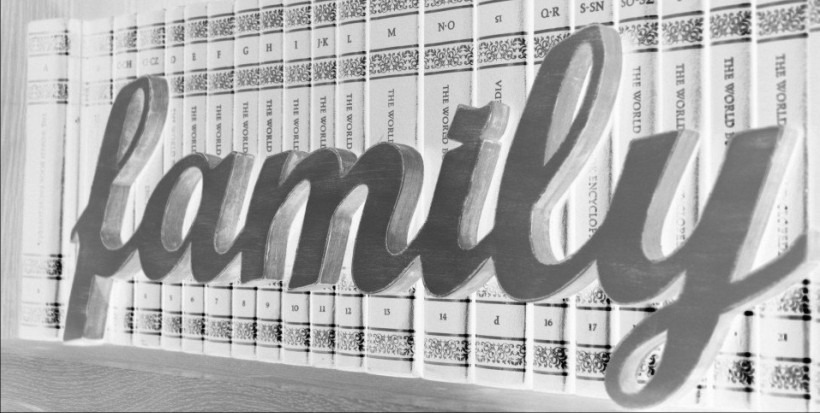 plz help! Font sample to identify the typeface on WhatFontIs