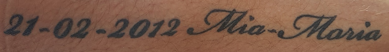 Older font Font sample to identify the typeface on WhatFontIs