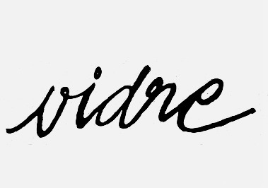 vidre Font sample to identify the typeface on WhatFontIs