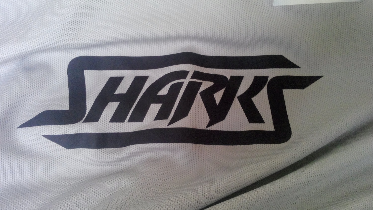 Help Font sample to identify the typeface on WhatFontIs