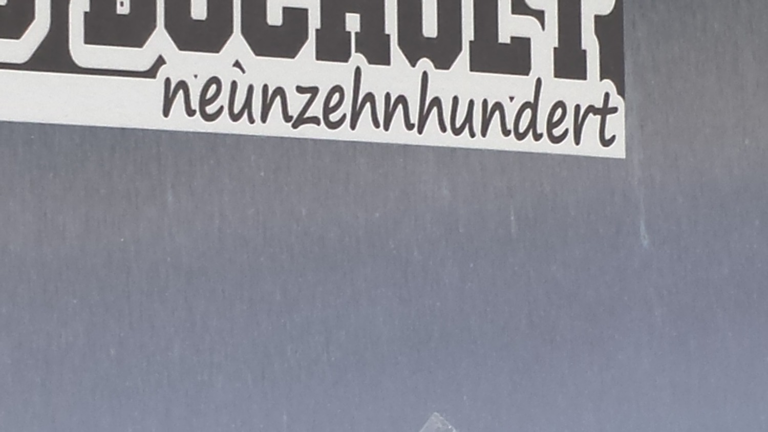 what fond Font sample to identify the typeface on WhatFontIs