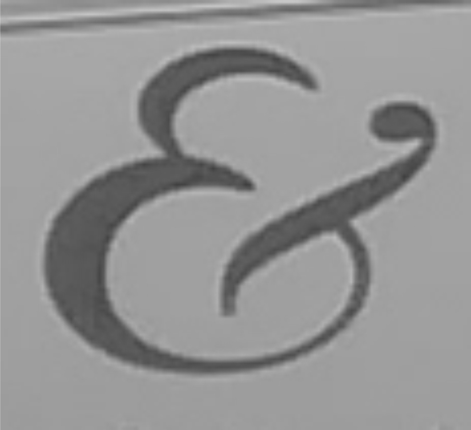 Help Font sample to identify the typeface on WhatFontIs