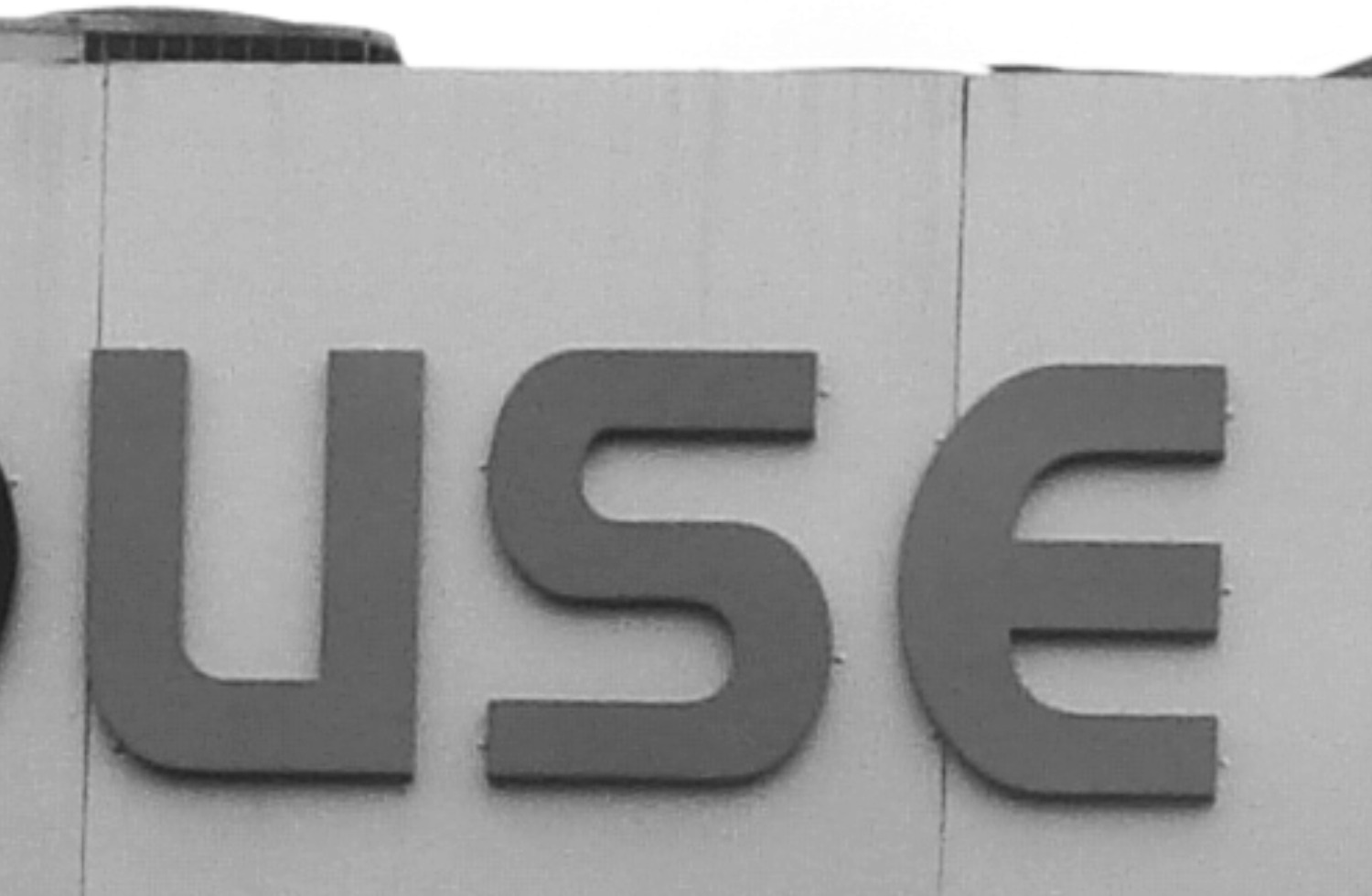 what is the font? Font sample to identify the typeface on WhatFontIs