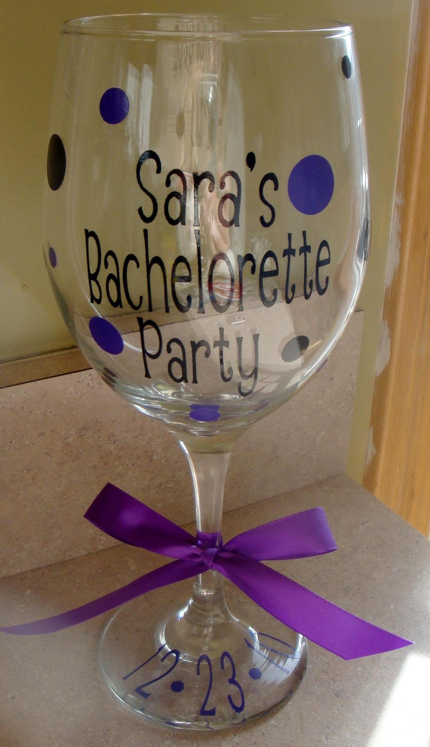 Help Indentify Font Please Font sample to identify the typeface on WhatFontIs