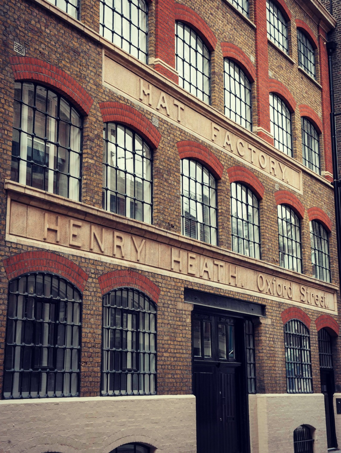 Trying to Locate font on 'Henry Heath' Building