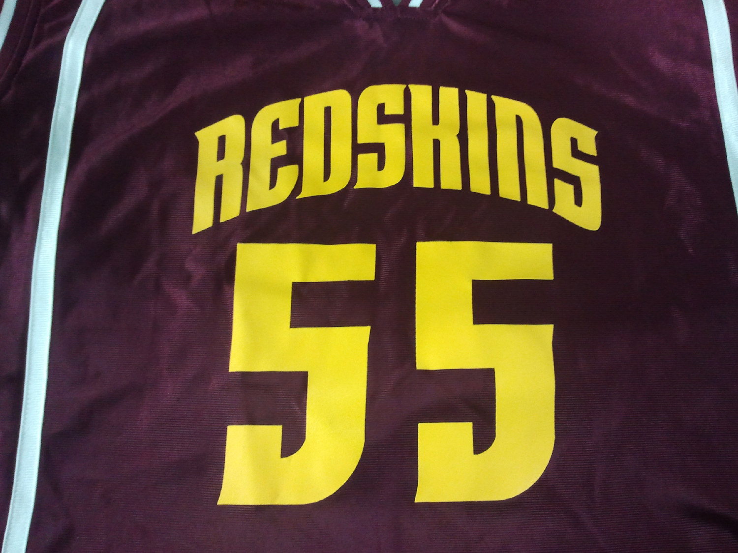 redskins Font sample to identify the typeface on WhatFontIs