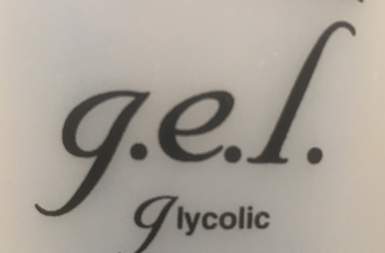 g.e.l. Font sample to identify the typeface on WhatFontIs