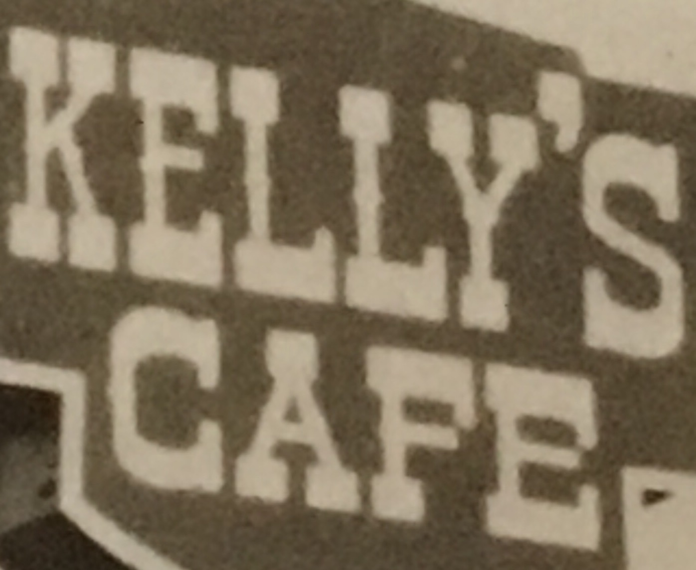 Help! Trying to identify this font ! Font sample to identify the typeface on WhatFontIs