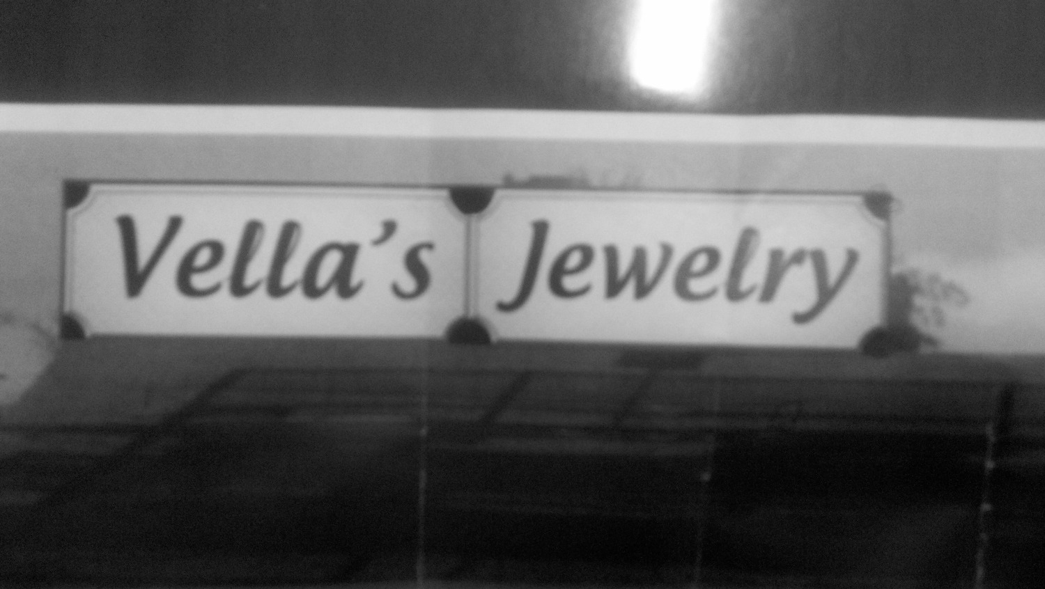 looking for font style Font sample to identify the typeface on WhatFontIs