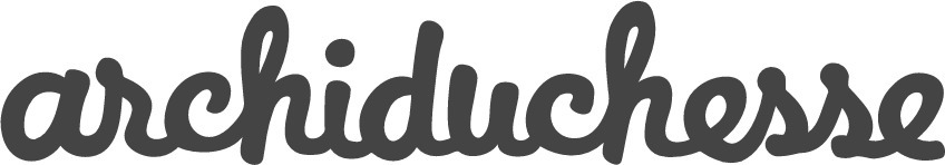 Per favore un aiuto per questo font, grazie. Font sample to identify the typeface on WhatFontIs