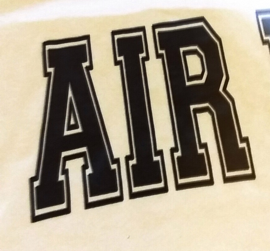 Help  Font sample to identify the typeface on WhatFontIs