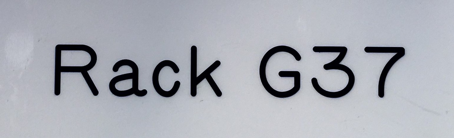 What font is this?? Font sample to identify the typeface on WhatFontIs