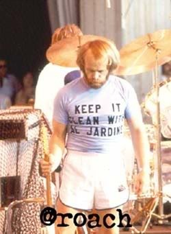 PLEASE IDENTIFY Font sample to identify the typeface on WhatFontIs