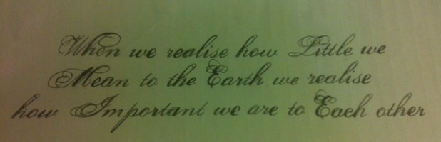 What is the name to this font? Font sample to identify the typeface on WhatFontIs